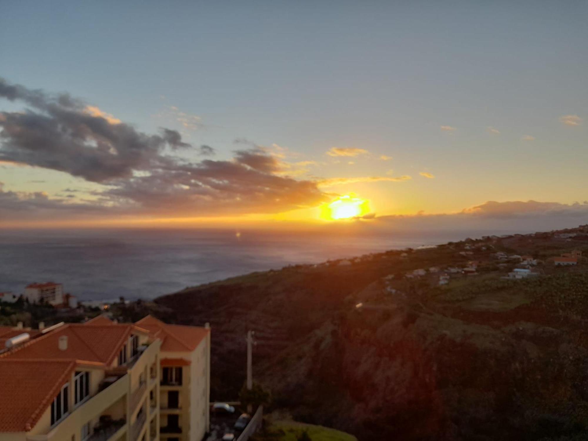 דירות קלייטה Sunset Star With Sea View מראה חיצוני תמונה